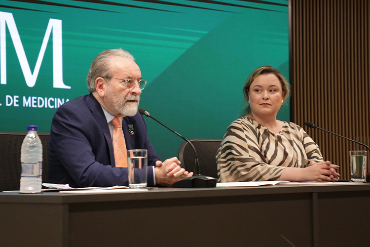 CFM proíbe o uso médico de PMMA como preenchedor em todo o país